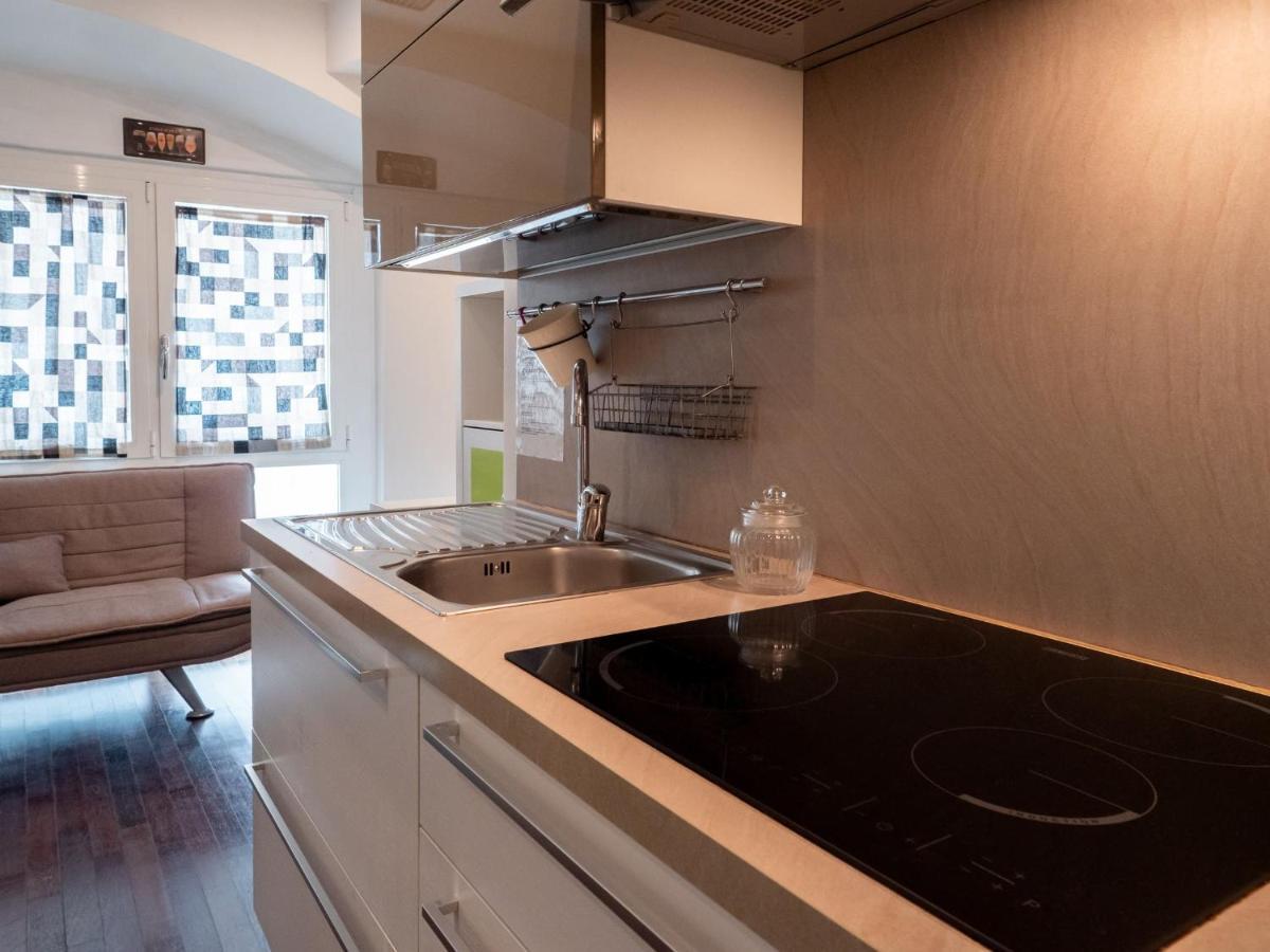 The Best Rent - Modern Duomo Apartment Milão Exterior foto